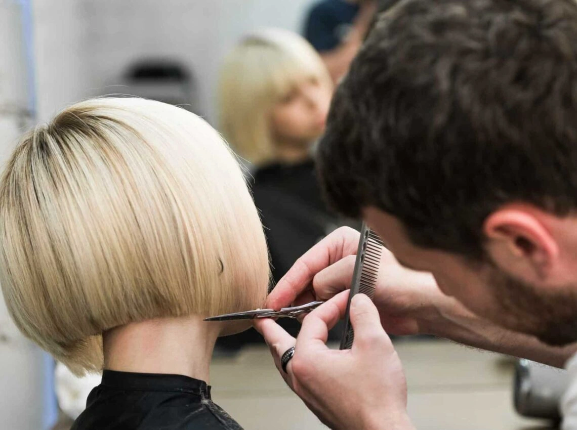 How Do You Become a Professional Hair Stylist? Step-by-Step Guide
